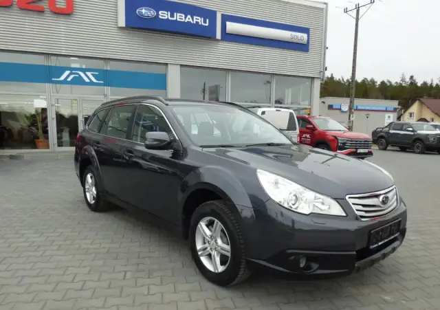 SUBARU Outback 2.5i Lineartronic Active