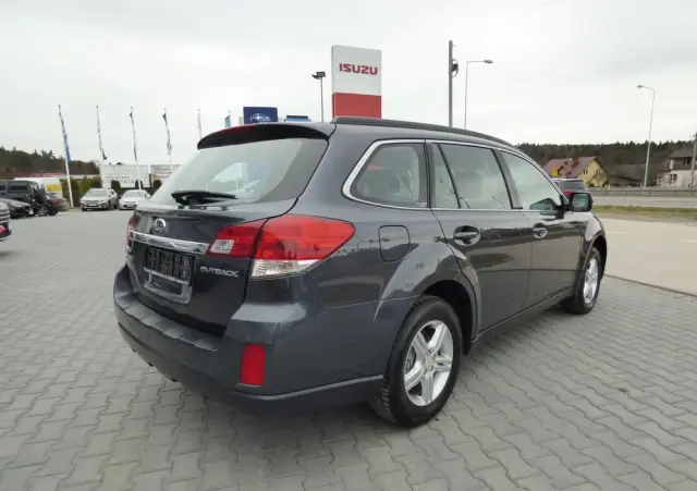 SUBARU Outback 2.5i Lineartronic Active