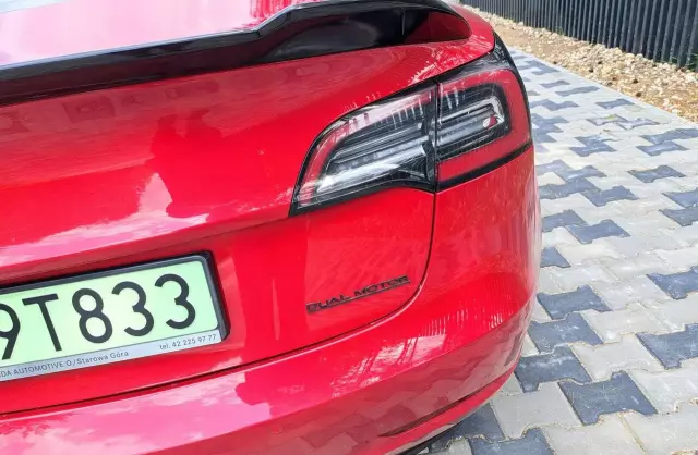 TESLA Model 3 