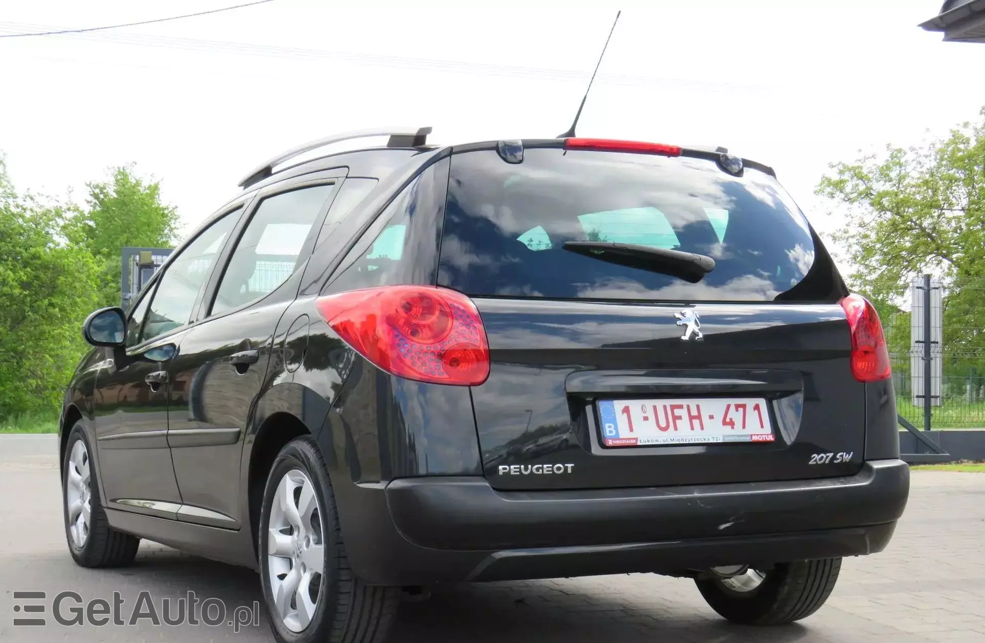 PEUGEOT 207 