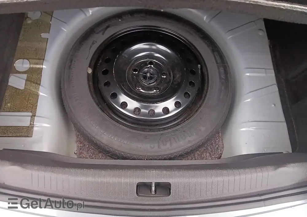 OPEL Insignia 1.6 Turbo Edition