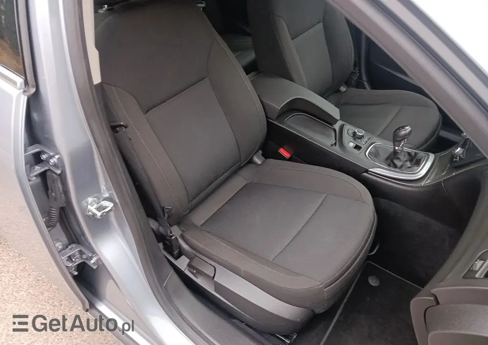 OPEL Insignia 1.6 Turbo Edition