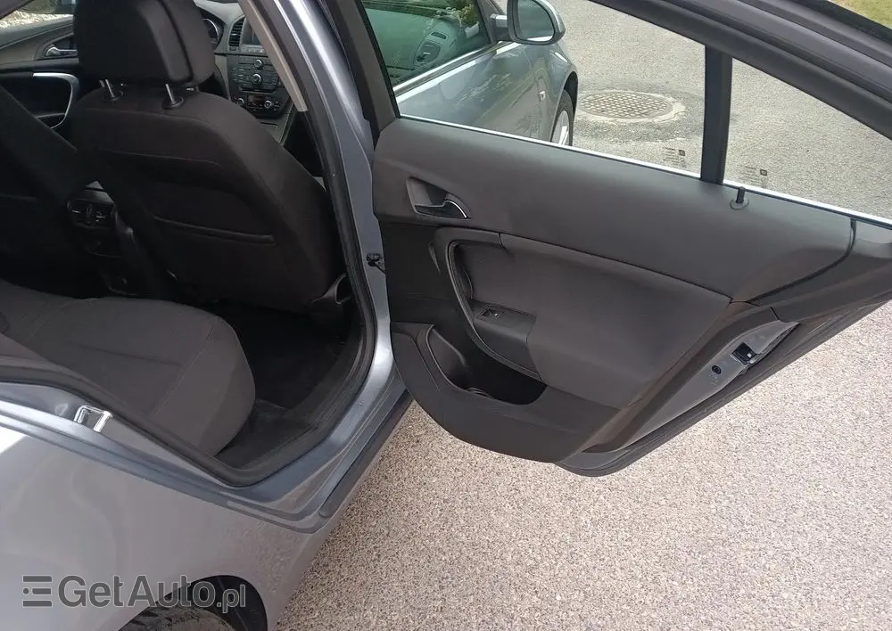 OPEL Insignia 1.6 Turbo Edition