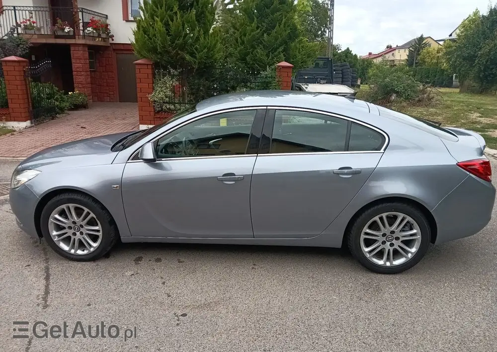 OPEL Insignia 1.6 Turbo Edition