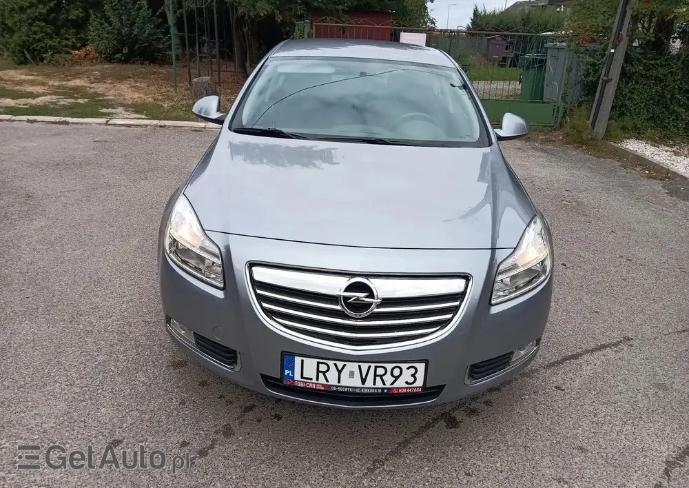 OPEL Insignia 1.6 Turbo Edition