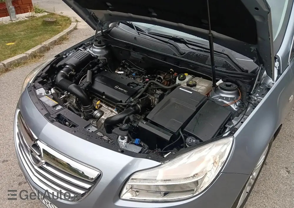 OPEL Insignia 1.6 Turbo Edition