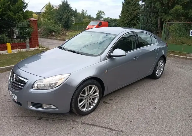 OPEL Insignia 1.6 Turbo Edition