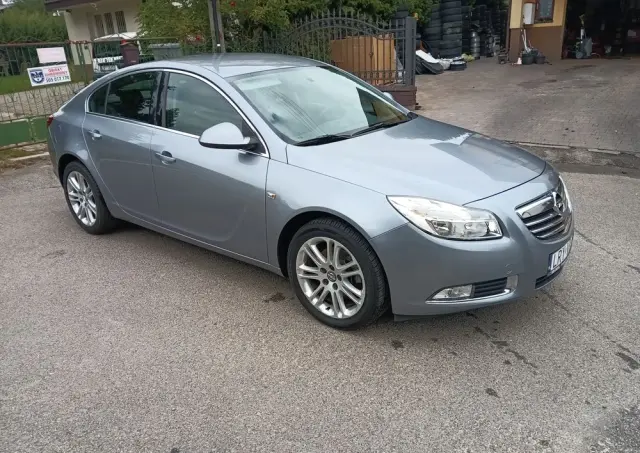 OPEL Insignia 1.6 Turbo Edition