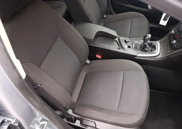 OPEL Insignia 1.6 Turbo Edition