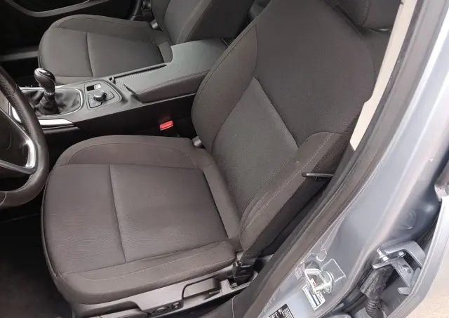 OPEL Insignia 1.6 Turbo Edition