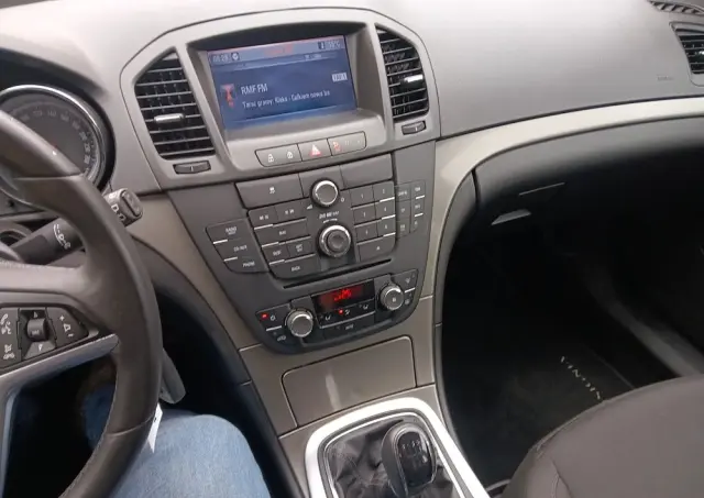 OPEL Insignia 1.6 Turbo Edition