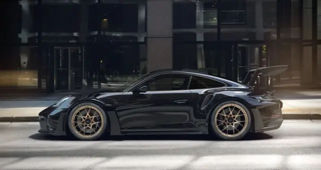 PORSCHE 911 GT3 RS