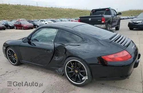 PORSCHE 911 Carrera 