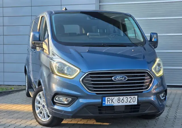 FORD Tourneo Custom 2.0 TDCi L2 Titanium SelectShift