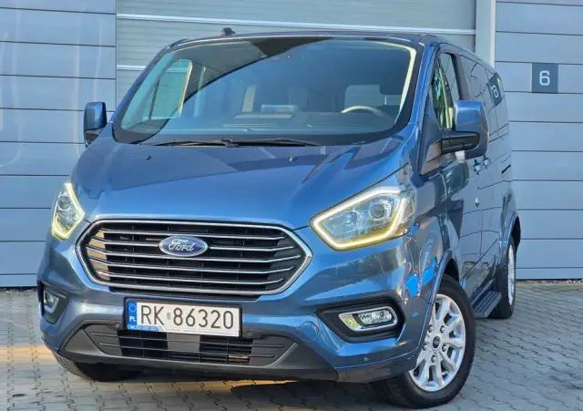 FORD Tourneo Custom 2.0 TDCi L2 Titanium SelectShift