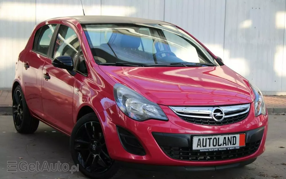 OPEL Corsa 1.4 16V Color Edition