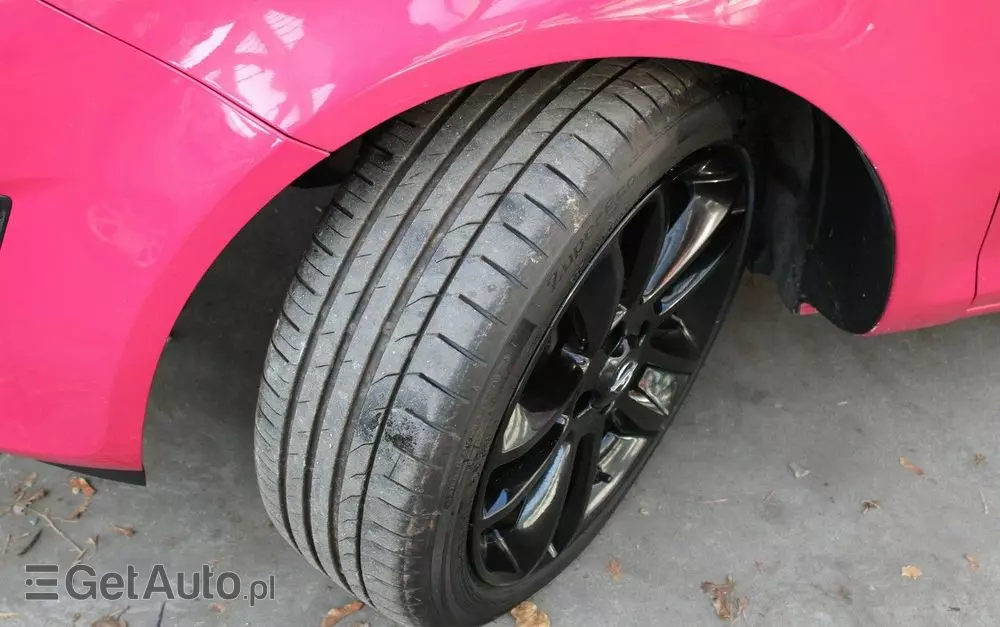 OPEL Corsa 1.4 16V Color Edition