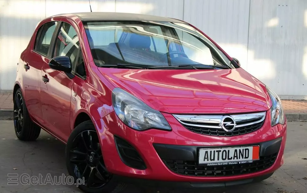 OPEL Corsa 1.4 16V Color Edition