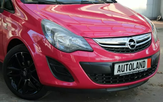 OPEL Corsa 1.4 16V Color Edition