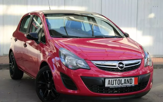 OPEL Corsa 1.4 16V Color Edition