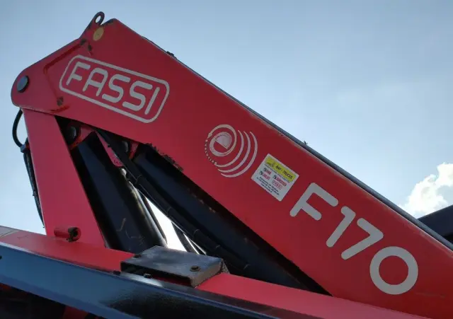 VOLVO FM 440 6x4 HDS FASSI F170 Składany w Literę Z 