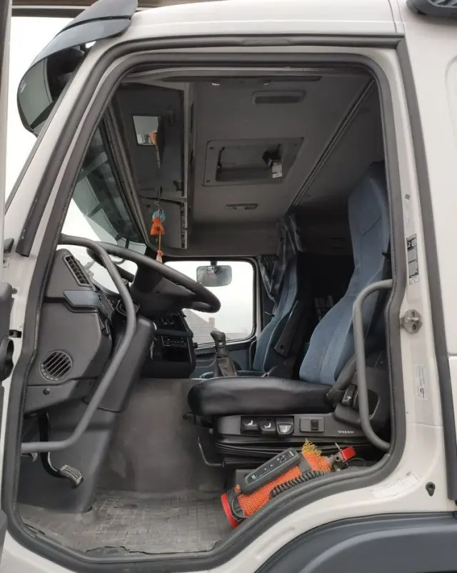 VOLVO FM 440 6x4 HDS FASSI F170 Składany w Literę Z 