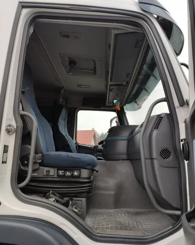 VOLVO FM 440 6x4 HDS FASSI F170 Składany w Literę Z 