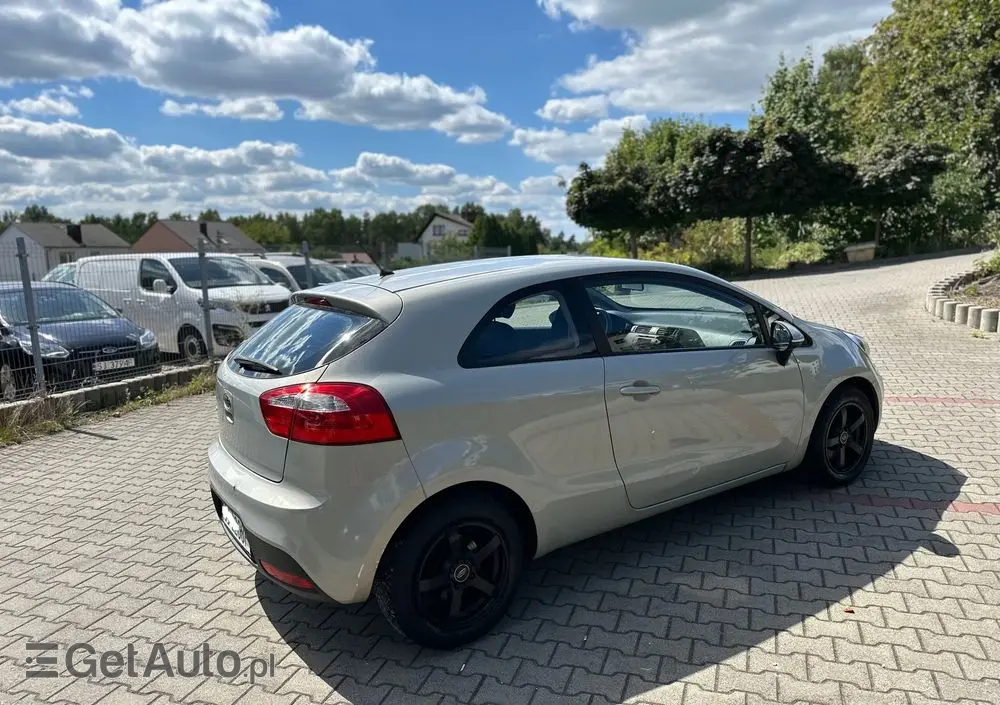 KIA Rio 1.2 Edition 7