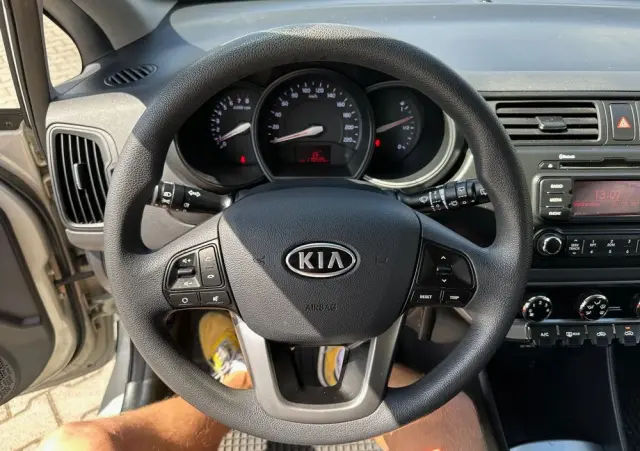 KIA Rio 1.2 Edition 7