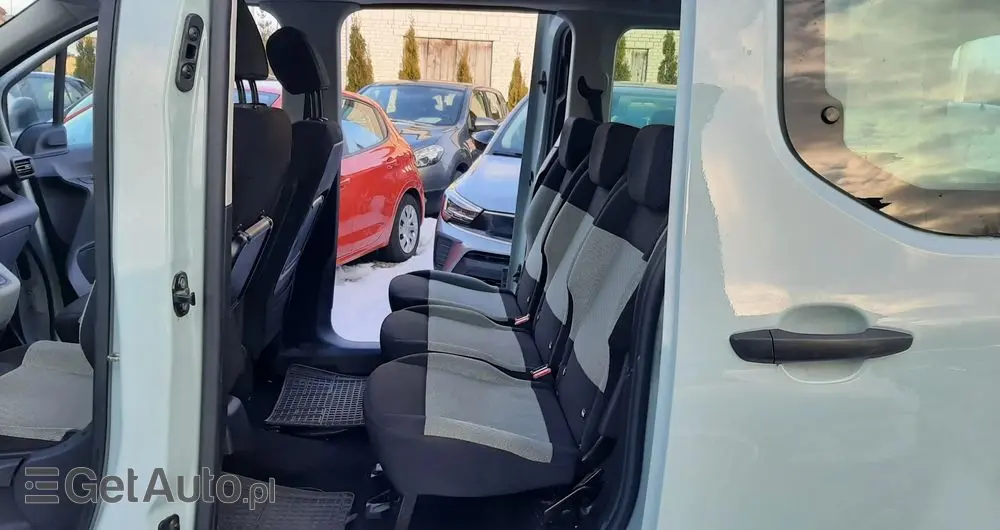 CITROËN Berlingo XL PureTech 110 SHINE