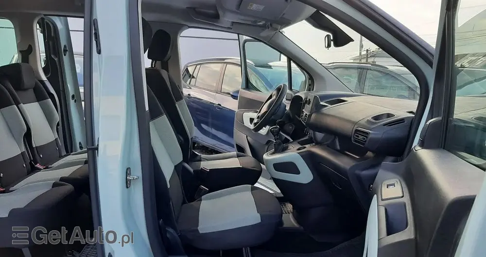 CITROËN Berlingo XL PureTech 110 SHINE