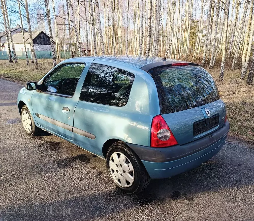 RENAULT Clio 1.2 i 16V (75 KM)
