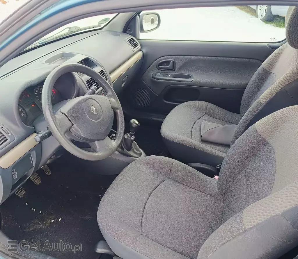 RENAULT Clio 1.2 i 16V (75 KM)