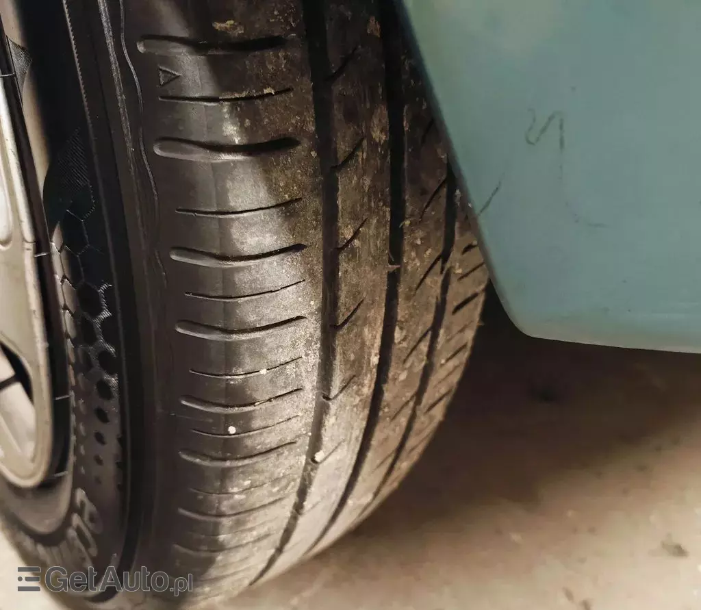 RENAULT Clio 1.2 i 16V (75 KM)