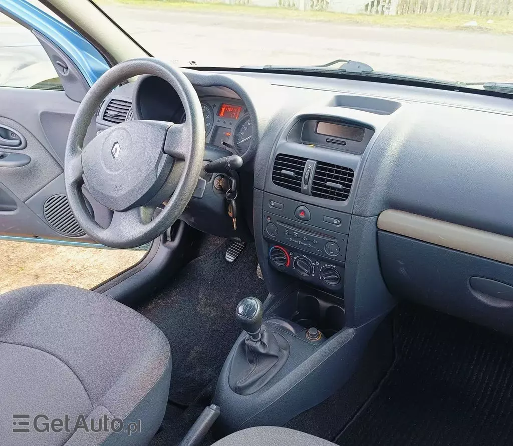 RENAULT Clio 1.2 i 16V (75 KM)