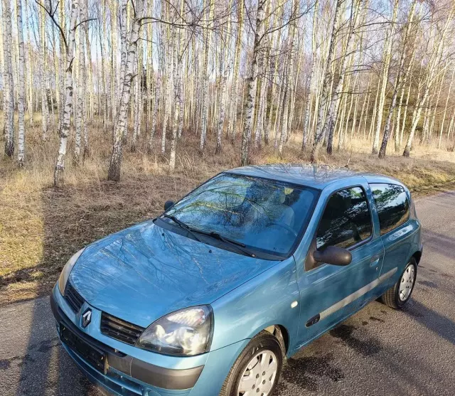 RENAULT Clio 1.2 i 16V (75 KM)