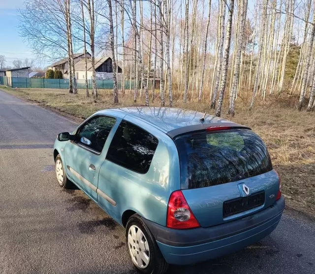 RENAULT Clio 1.2 i 16V (75 KM)