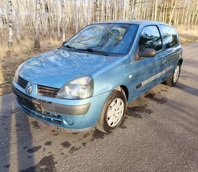 RENAULT Clio 1.2 i 16V (75 KM)