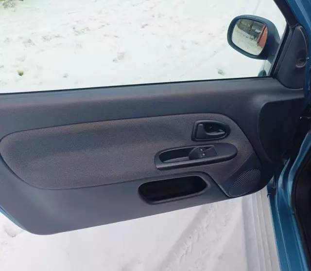 RENAULT Clio 1.2 i 16V (75 KM)