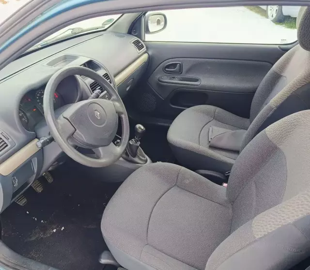 RENAULT Clio 1.2 i 16V (75 KM)