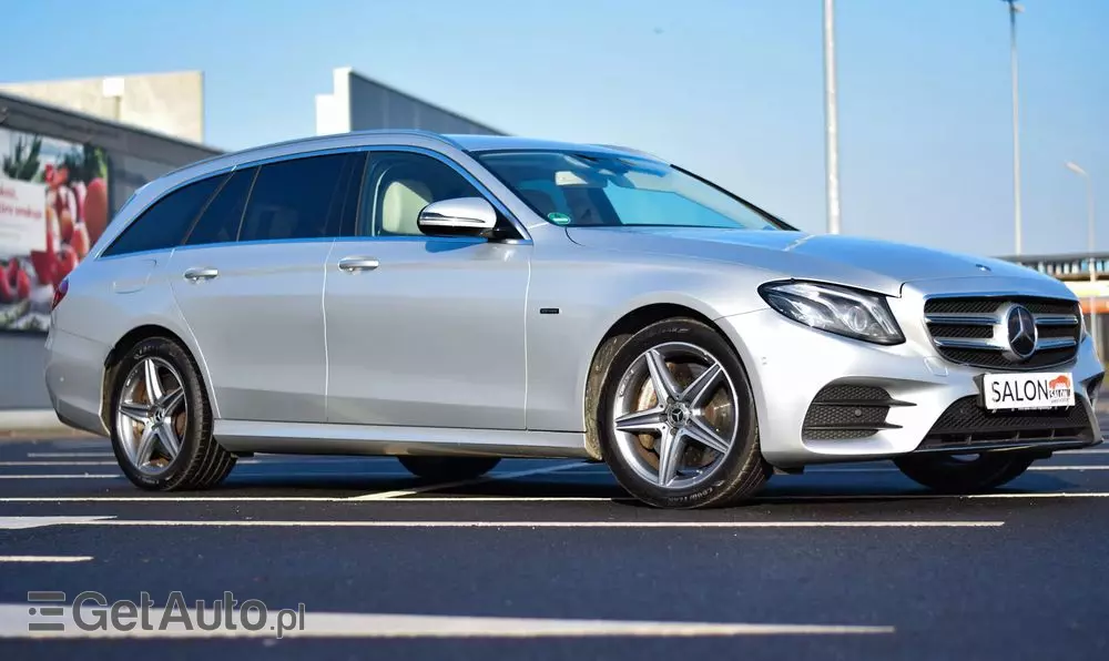 MERCEDES-BENZ Klasa E 300 de AMG