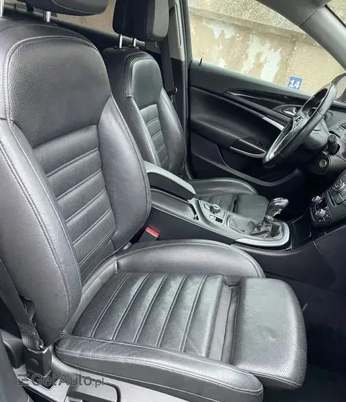 OPEL Insignia 