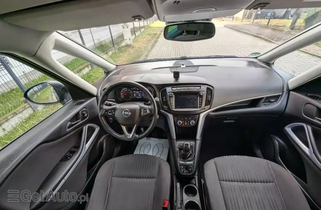 OPEL Zafira 