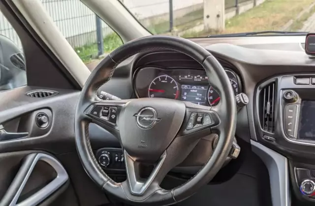 OPEL Zafira 