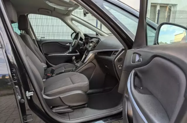 OPEL Zafira 