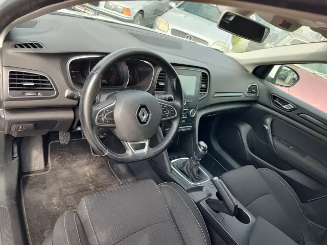 RENAULT Megane 