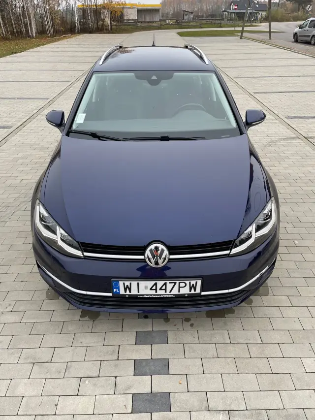 VOLKSWAGEN Golf Highline