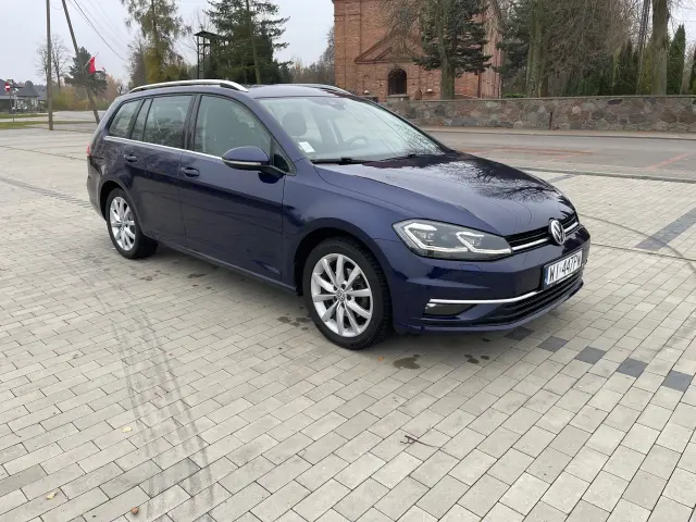 VOLKSWAGEN Golf Highline