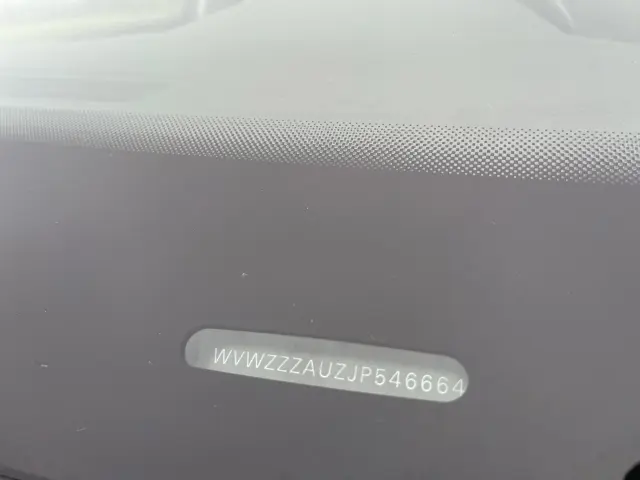 VOLKSWAGEN Golf Highline