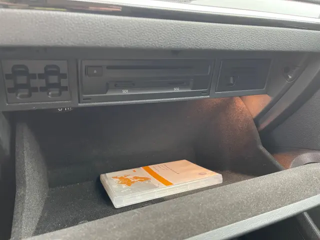 VOLKSWAGEN Golf Highline